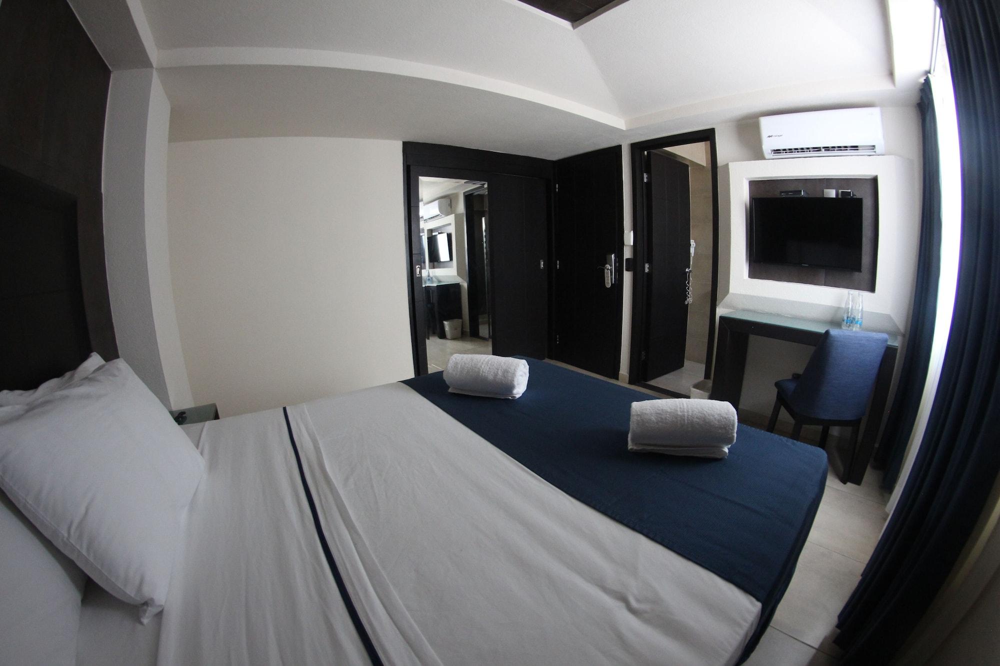 Hotel Portonovo Plaza Malecon Puerto Vallarta Eksteriør billede