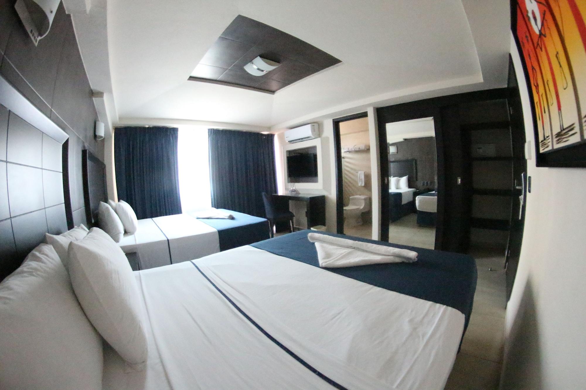 Hotel Portonovo Plaza Malecon Puerto Vallarta Eksteriør billede