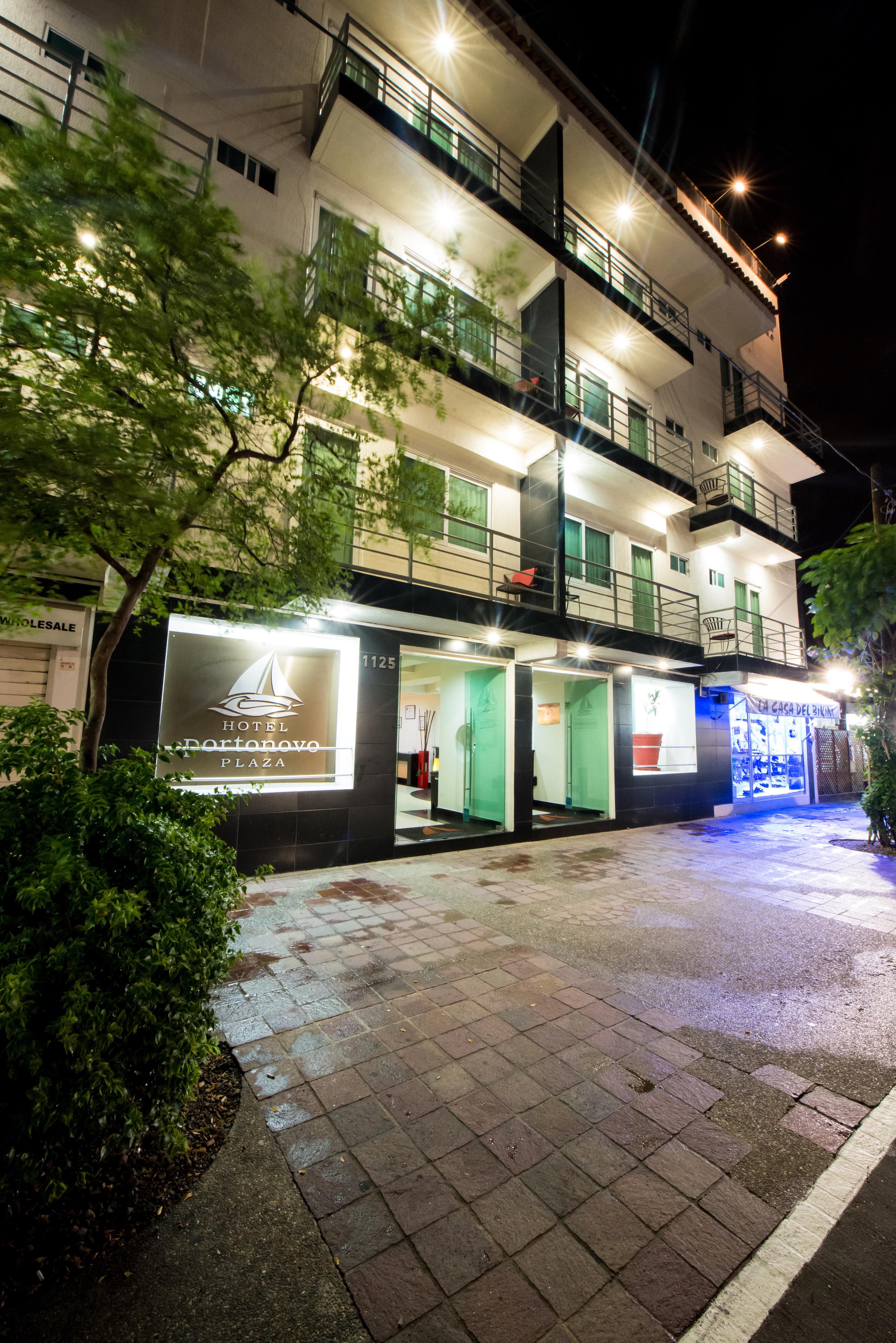 Hotel Portonovo Plaza Malecon Puerto Vallarta Eksteriør billede