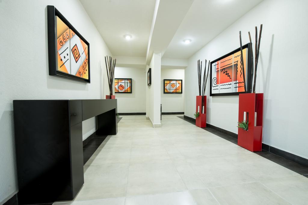 Hotel Portonovo Plaza Malecon Puerto Vallarta Eksteriør billede