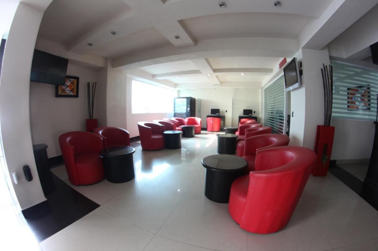 Hotel Portonovo Plaza Malecon Puerto Vallarta Eksteriør billede